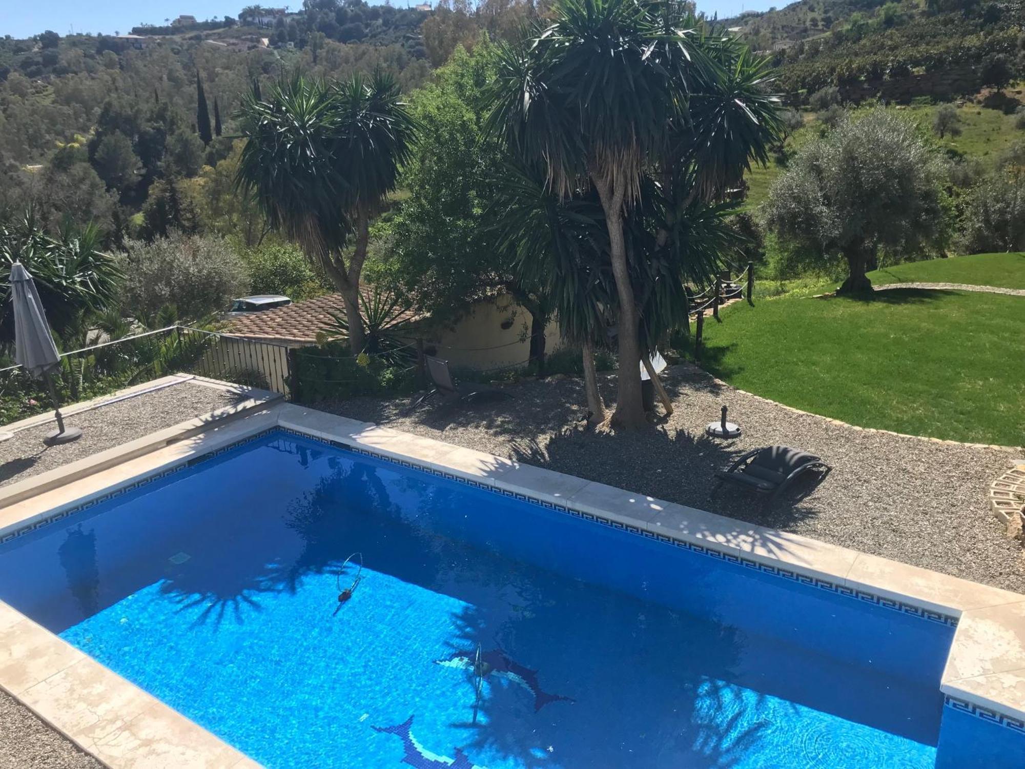 Penthouse Apartment, Cortijo Fruitful Hills マラガ エクステリア 写真